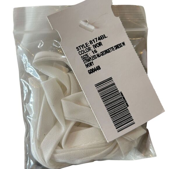 Social Bridesmaids Strapless NU-Georgette Dress Ivory 8174BL Women's 16 NWT - Picture 10 of 10